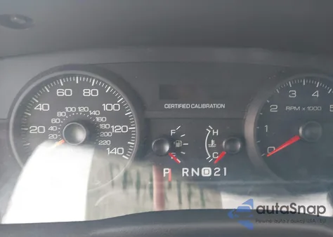 2011 Ford Crown Victoria Police Interceptor z USA, uszkodzony, nr VIN 2FABP7BV5BX175652